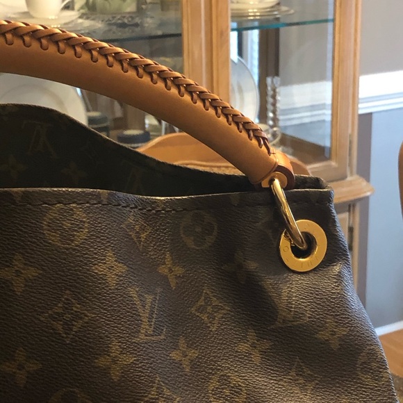 LOUIS VUITTON ARTSY MM MONOGRAM HANDBAG - Picture 3 of 8
